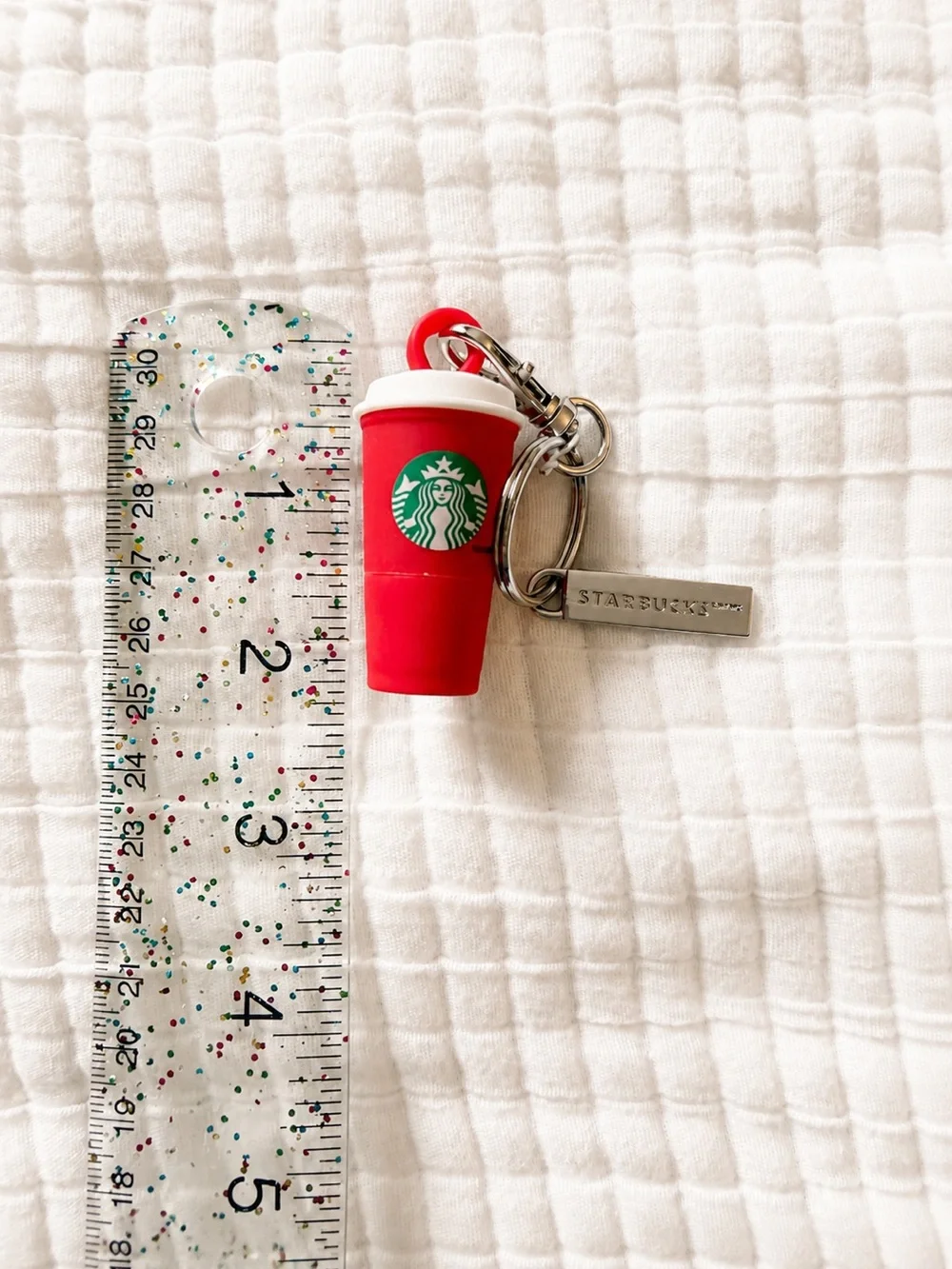 Starbucks Holiday Red Drink Stopper Keychain NWOT